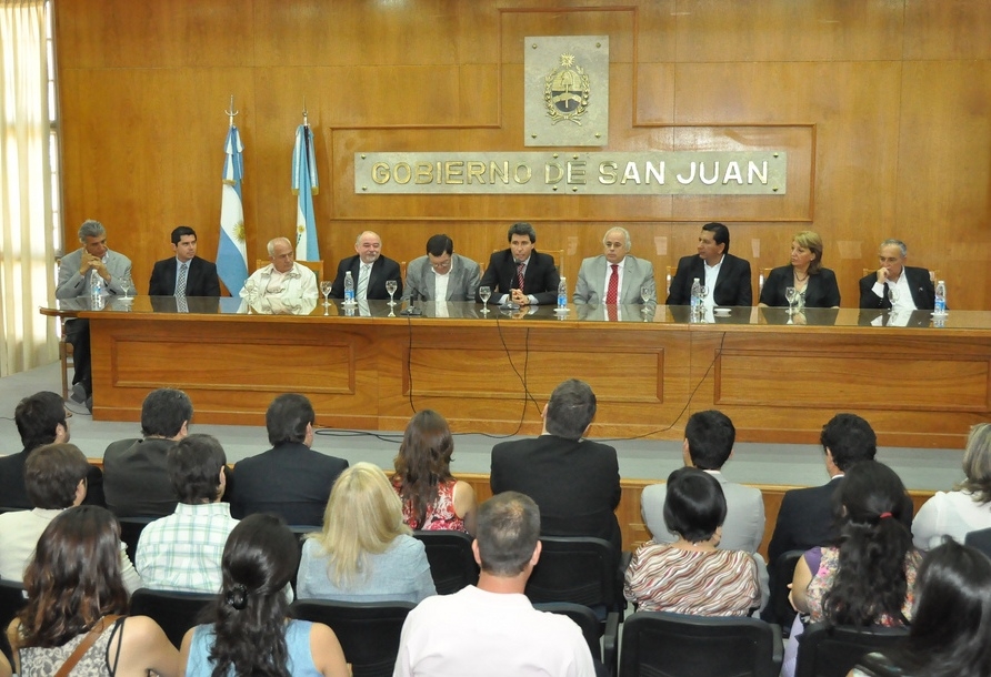 Se realizó el llamado a licitación en un acto presidido por el vicegobernador Sergio Uñac.