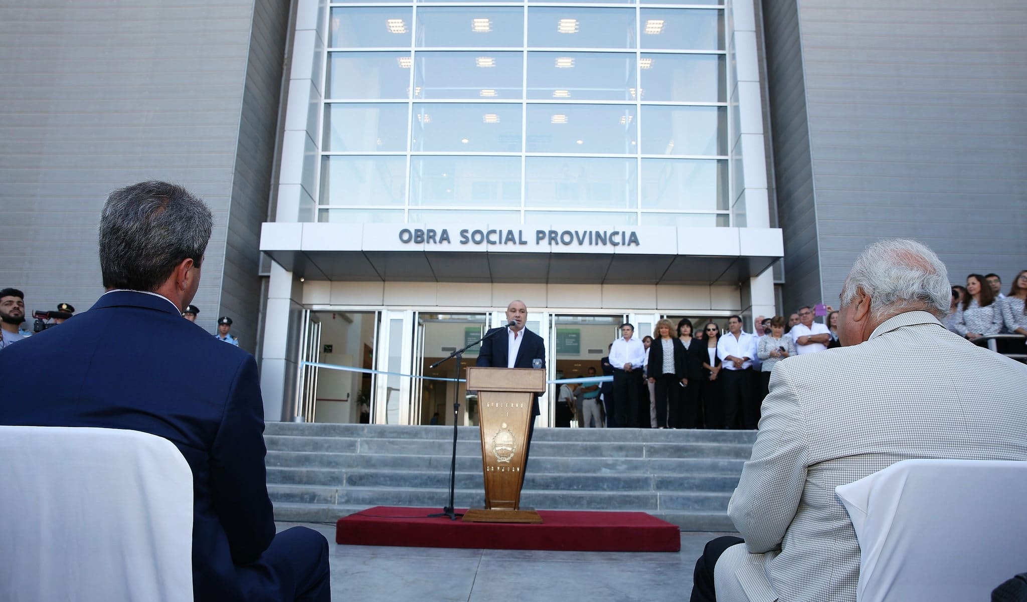 El vicegobernador Marcelo Lima presente en la inauguración del nuevo edificio de la Obra Social Provincia. 