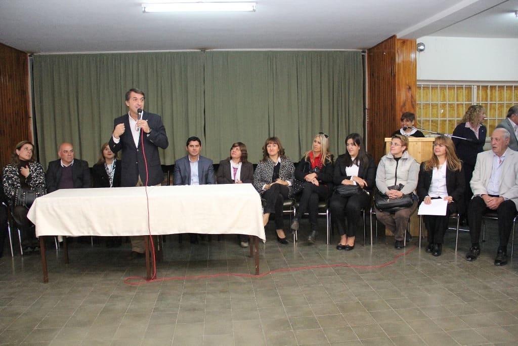 El diputado Javier Ruiz Álvarez encabezó el lanzamiento del programa La Legislatura en la Escuela