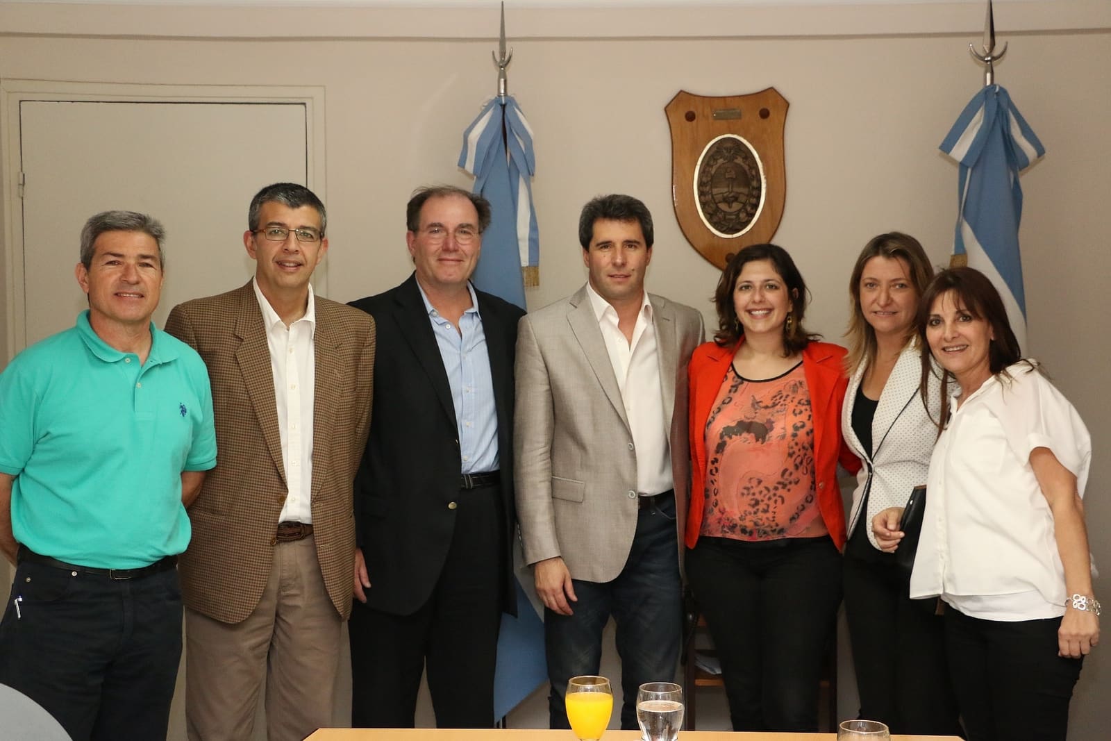 El vicegobernador Sergio Uñac reunido con representantes de la Sociedad Argentina de Nefrología y la Sociedad Sanjuanina de Nefrología. 