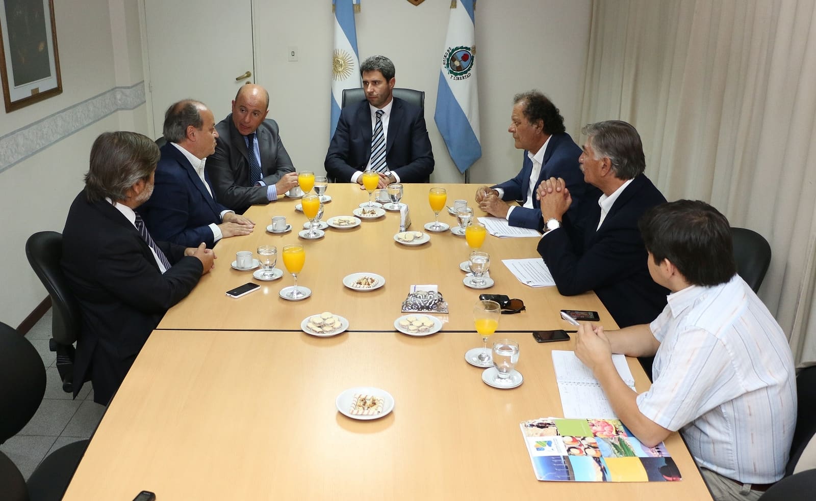 Representantes chilenos se reunieron con el vicegobernador Sergio Uñac y el diputado provincial Pablo García Nieto.
