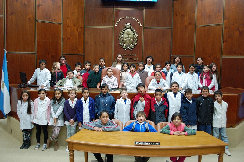 Visita de la Escuela Cornelio Saavedra, de Rivadavia