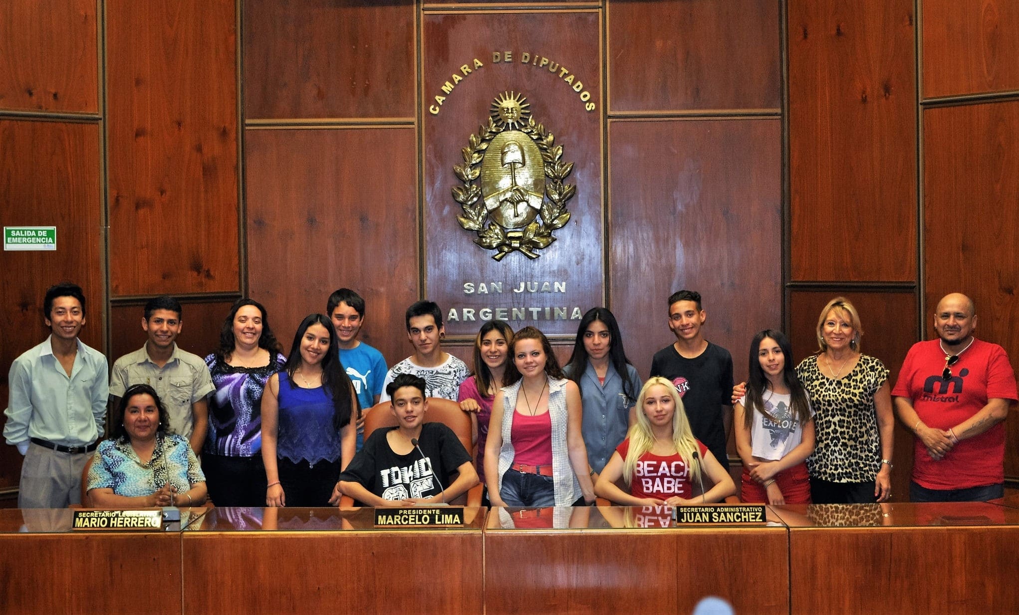 Estudiantes del “Concejo Juvenil Provincial” en la Cámara de Diputados. 