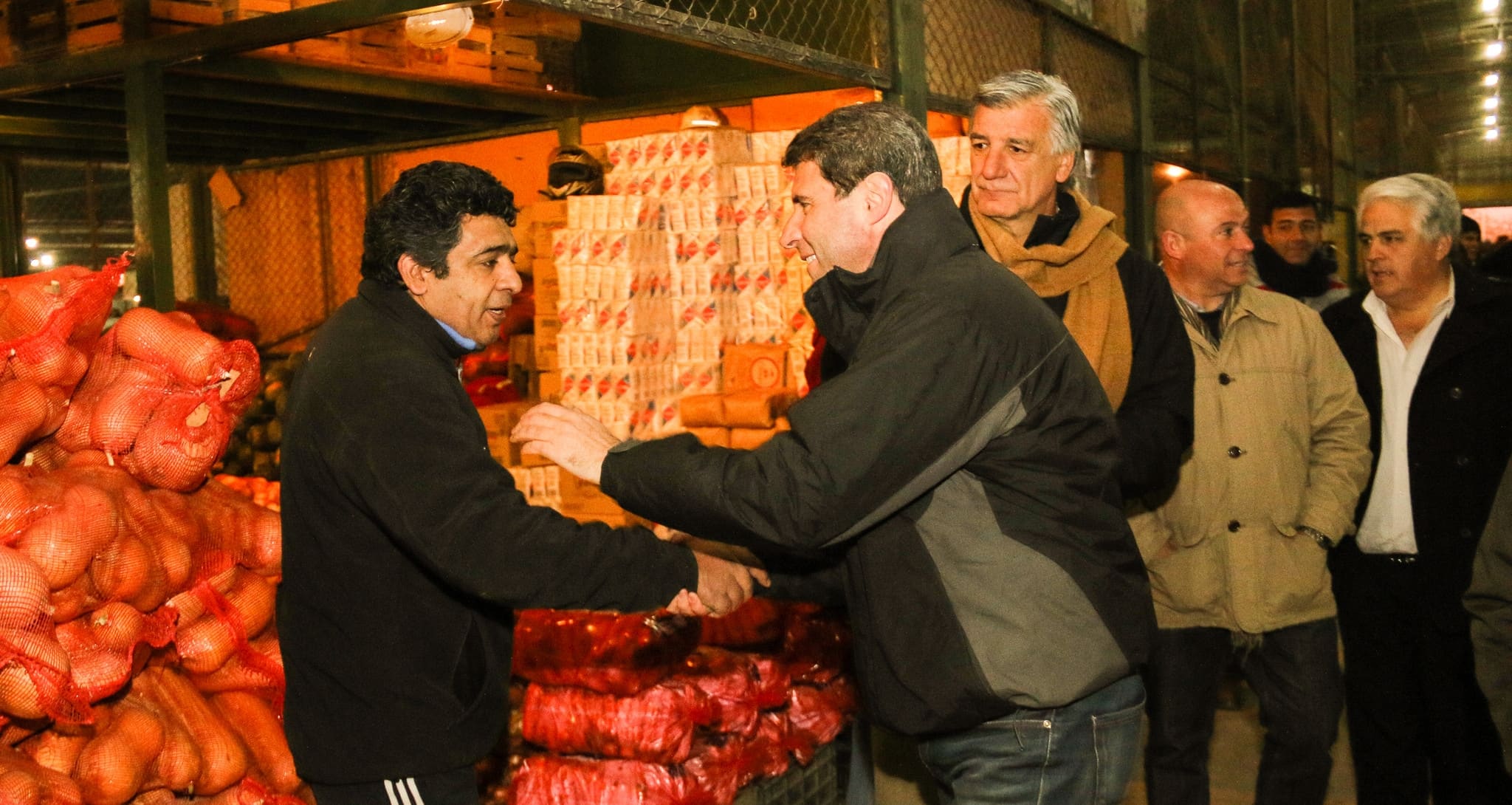 Autoridades provinciales se dieron cita en el Mercado Concentrador de Frutas y Hortalizas de Rawson.