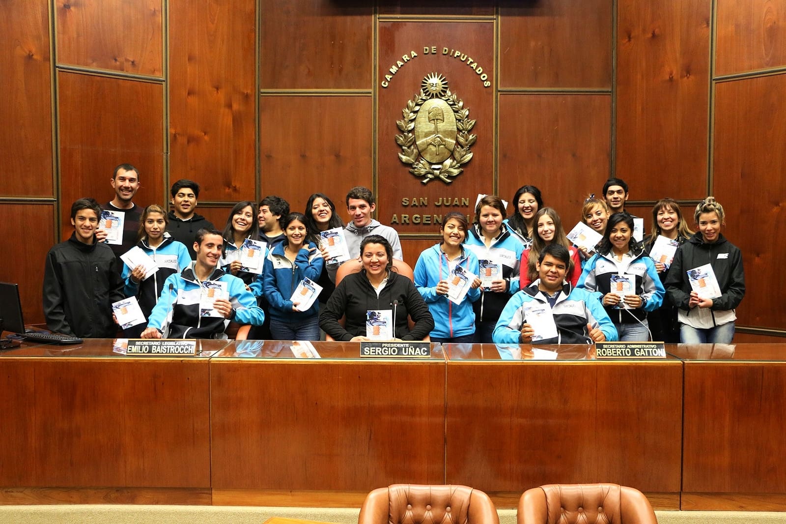 Alumnos y docentes del Colegio Provincial de Concepción. 