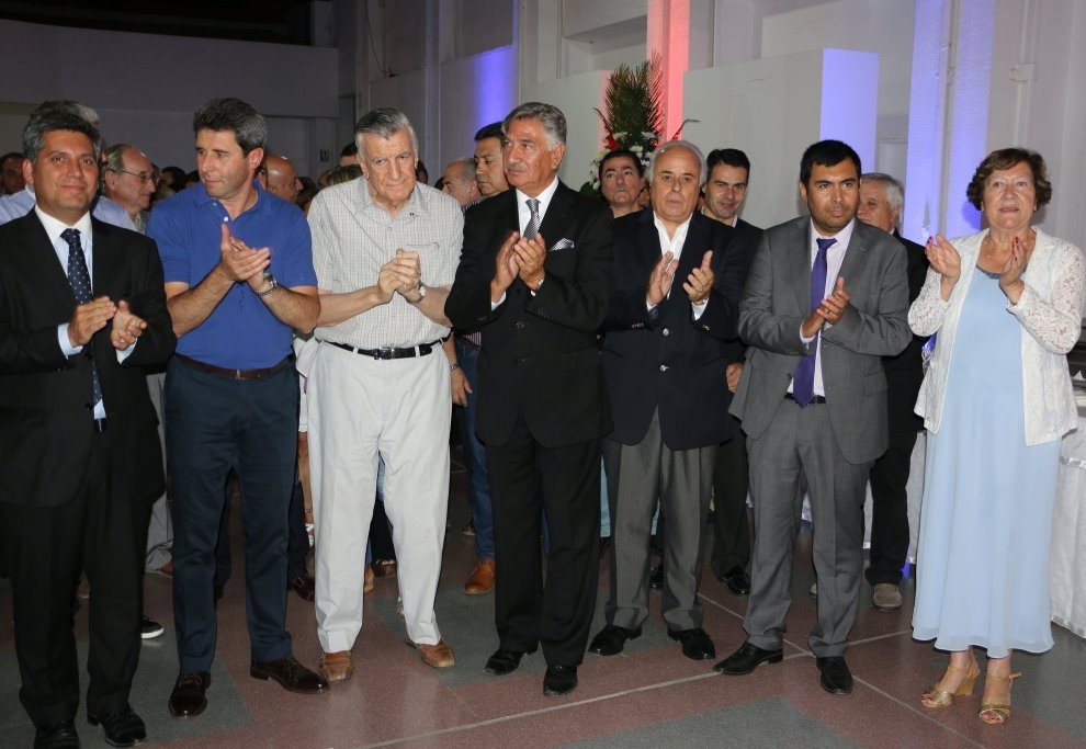 El vicegobernador participó anoche de la Gala de sabores chilenos