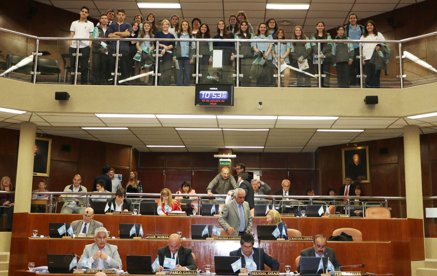 Las jóvenes estudiantes presenciaron la decimotercera Sesión Ordinaria de la Cámara de Diputados.