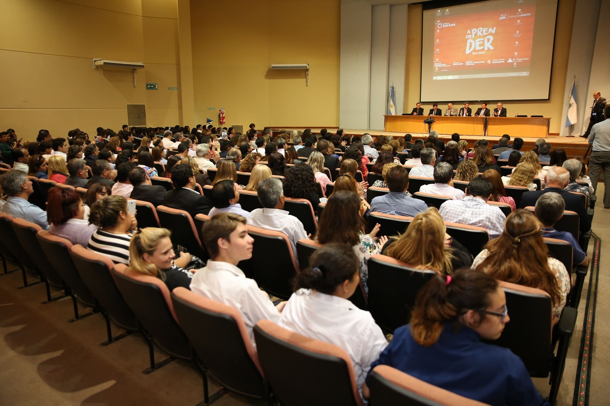 Acto de cierre del programa "Aprender a Emprender"