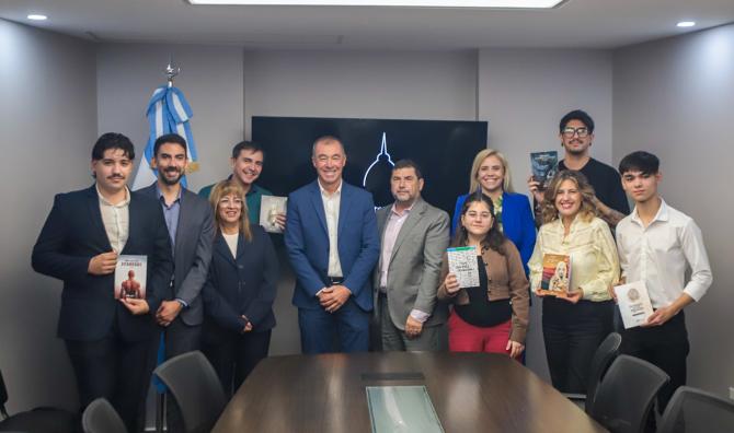 Escritores sanjuaninos visitaron las bibliotecas Nacional y del Congreso de la Nación