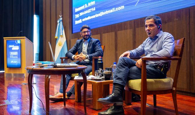 Comenzó el Ciclo de Conversatorios “Incorporando Herramientas”