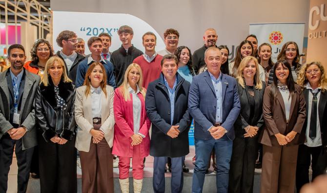 El vicegobernador participó de la 50° edición de la Feria Internacional del Libro