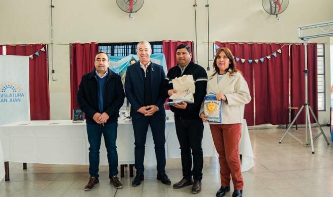San Juan Escribe 2026 fue presentado en Iglesia para impulsar la participación de nuevos escritores