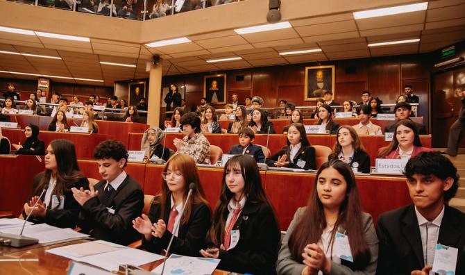 La Casa de Todos abrió sus puertas a más de 140 jóvenes para el Modelo de Naciones Unidas 