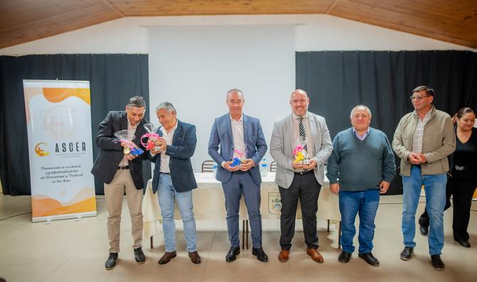 El vicegobernador encabezó una destacada agenda institucional y educativa en Valle Fértil 