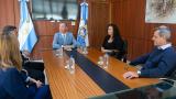 Fabián Martín recibió a autoridades de Santander Argentina 