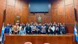  Universitarios recorrieron el edificio legislativo