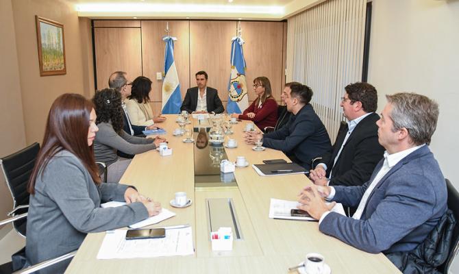 Diputados recibieron a representantes del INTA para analizar la situación del organismo