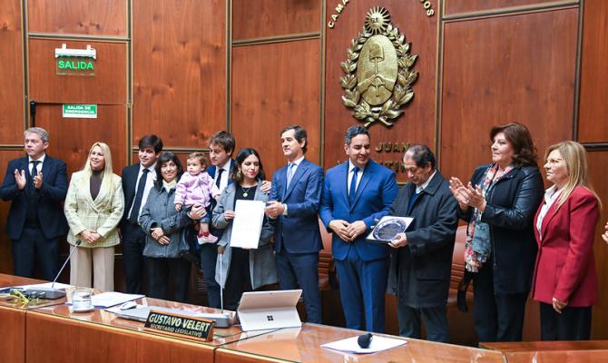Entregaron las distinciones de “Ciudadanos Ilustres” y “Personalidades Destacadas”