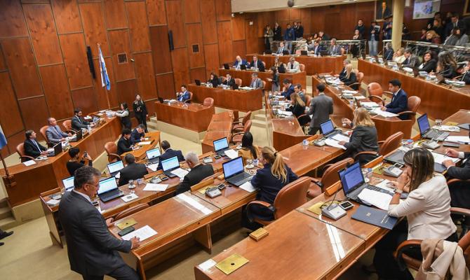 La Legislatura ratificó diversos convenios en la Sexta Sesión