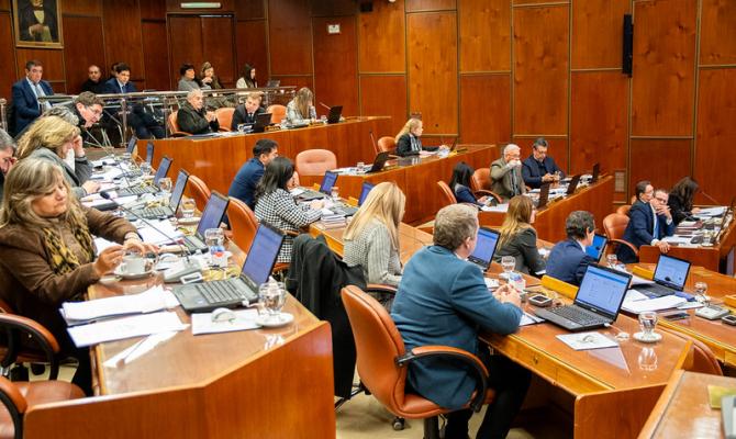 Aprobaron la Ley de Desarrollo Local Minero 