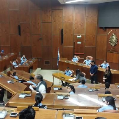 Una escuela de Caucete visitó la Legislatura 