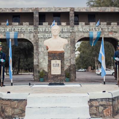 Homenaje al Teniente Coronel Juan Manuel Cabot