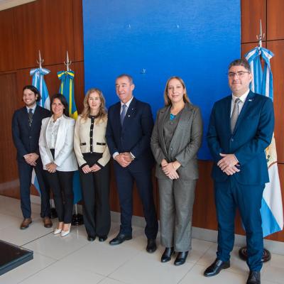 Encuentro con la Embajada de Suecia para fortalecer vínculos estratégicos
