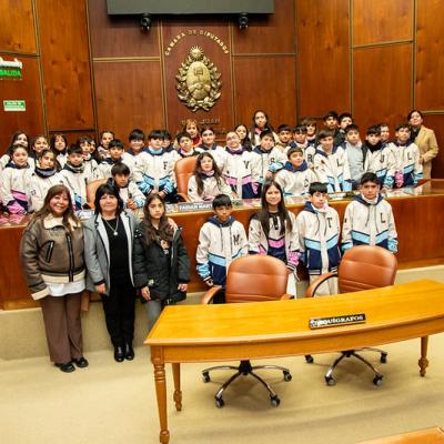La escuela Alejandro Aguado visitó la Casa de Todos