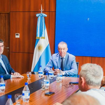 El Vicegobernador recibió a emprendedores mineros de Valle Fértil