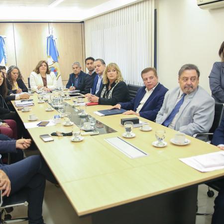 Legisladores deliberaron en comisiones