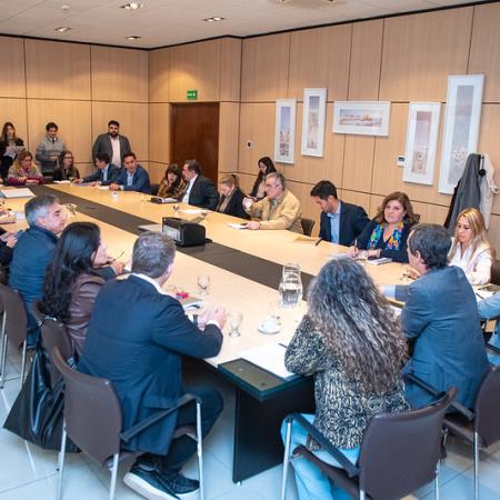 Analizaron dos convenios de cooperación en comisiones